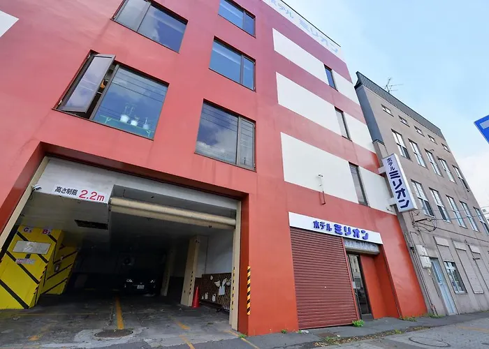 百万酒店